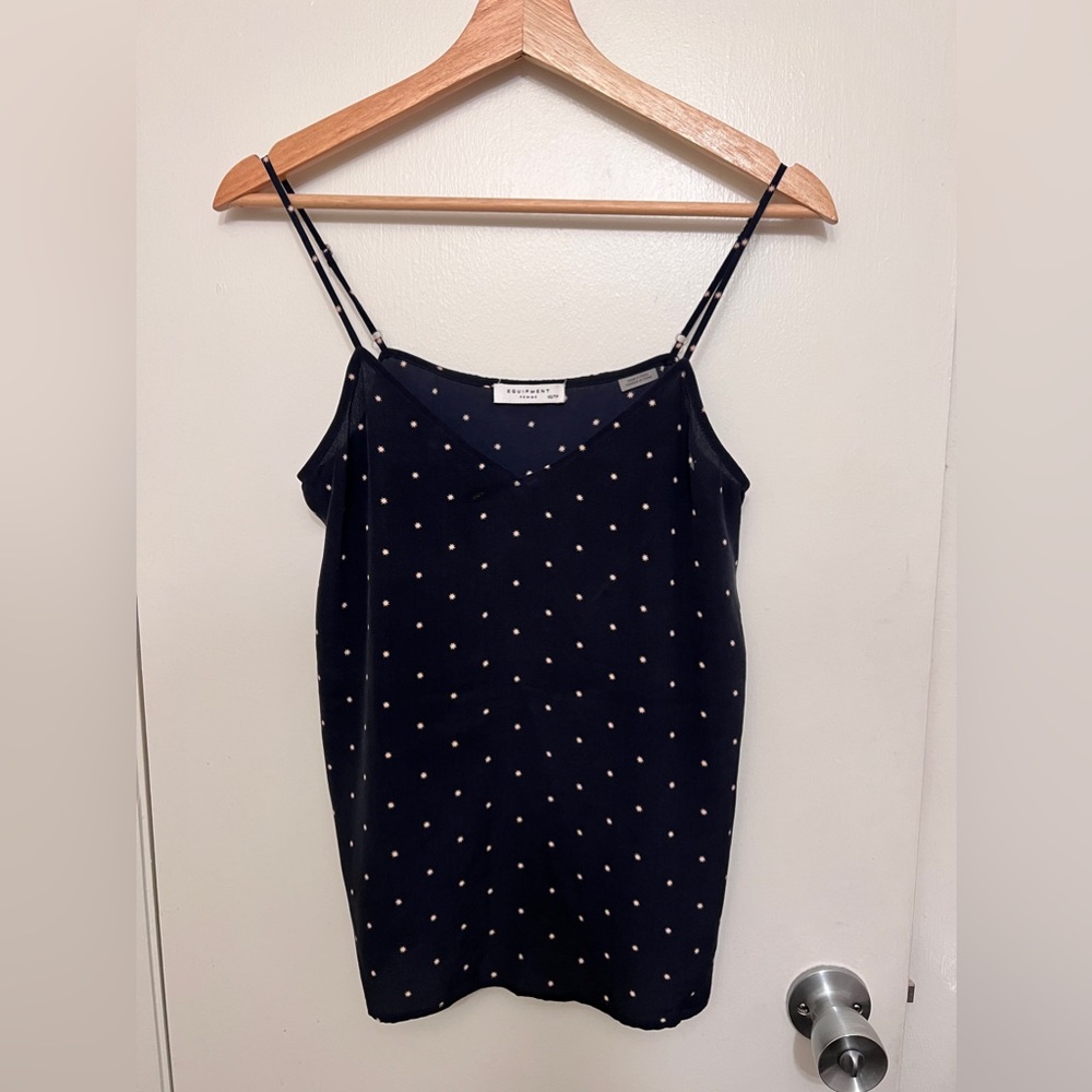 Equipment Layla Sleeveless V neck star print silk camisole - Size XS